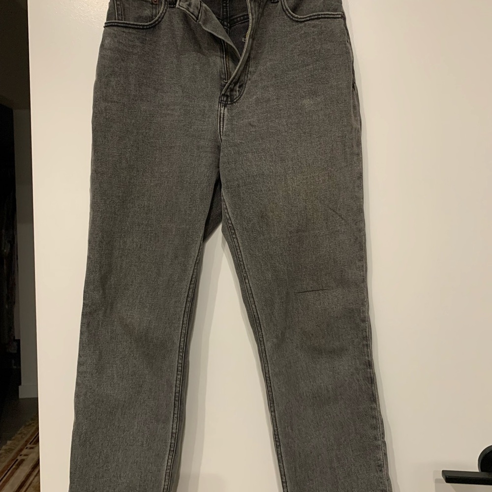 Abercrombie & Fitch Women’s Gray Straight Jeans, size 26, perfect condition.